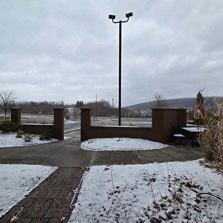 Country Inn & Suites By Radisson, Convention Center Altoona Exterior foto