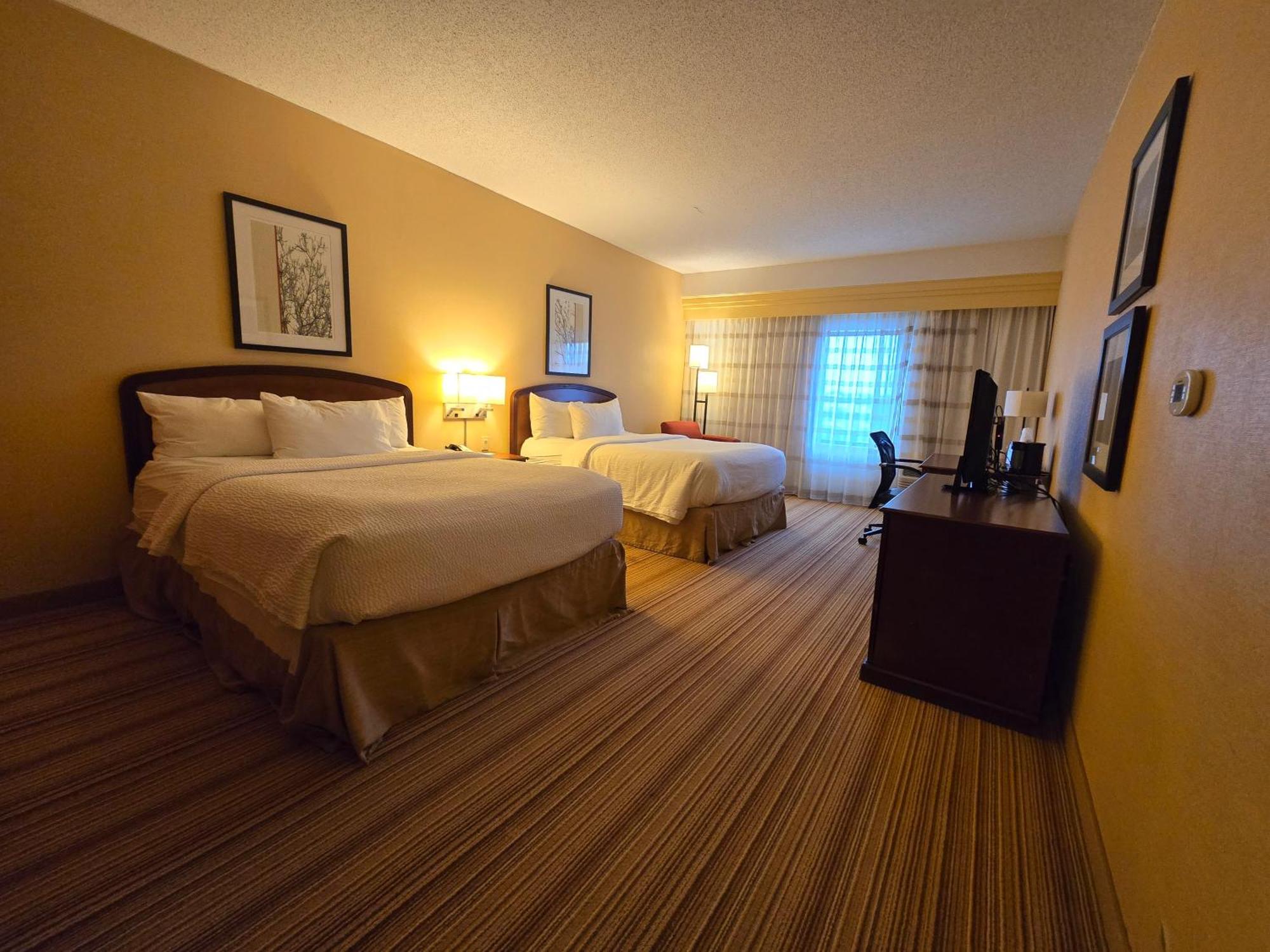 Country Inn & Suites By Radisson, Convention Center Altoona Exterior foto