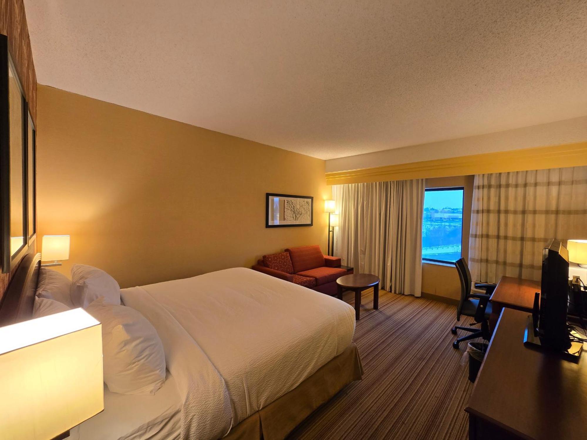 Country Inn & Suites By Radisson, Convention Center Altoona Exterior foto