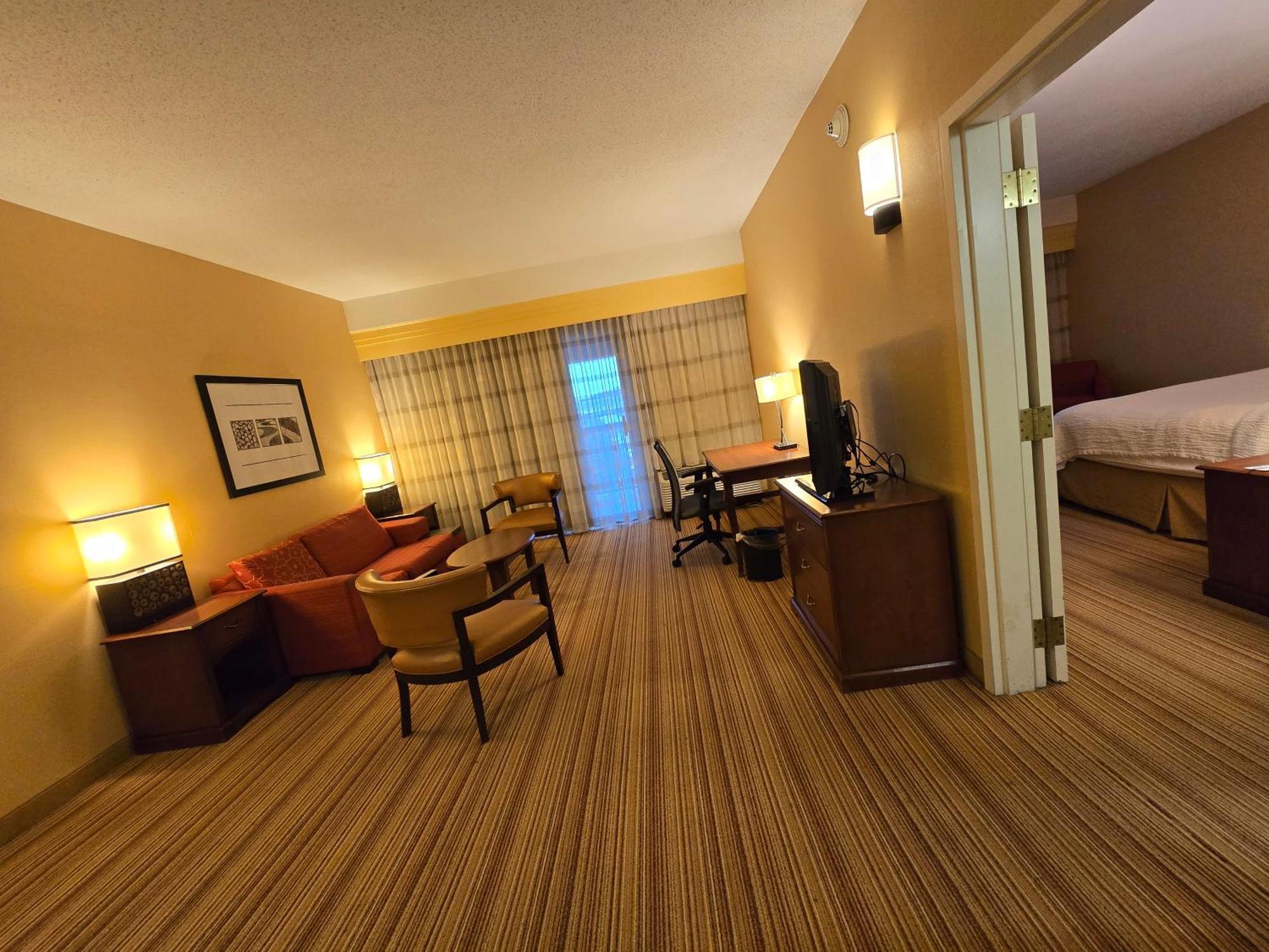 Country Inn & Suites By Radisson, Convention Center Altoona Exterior foto