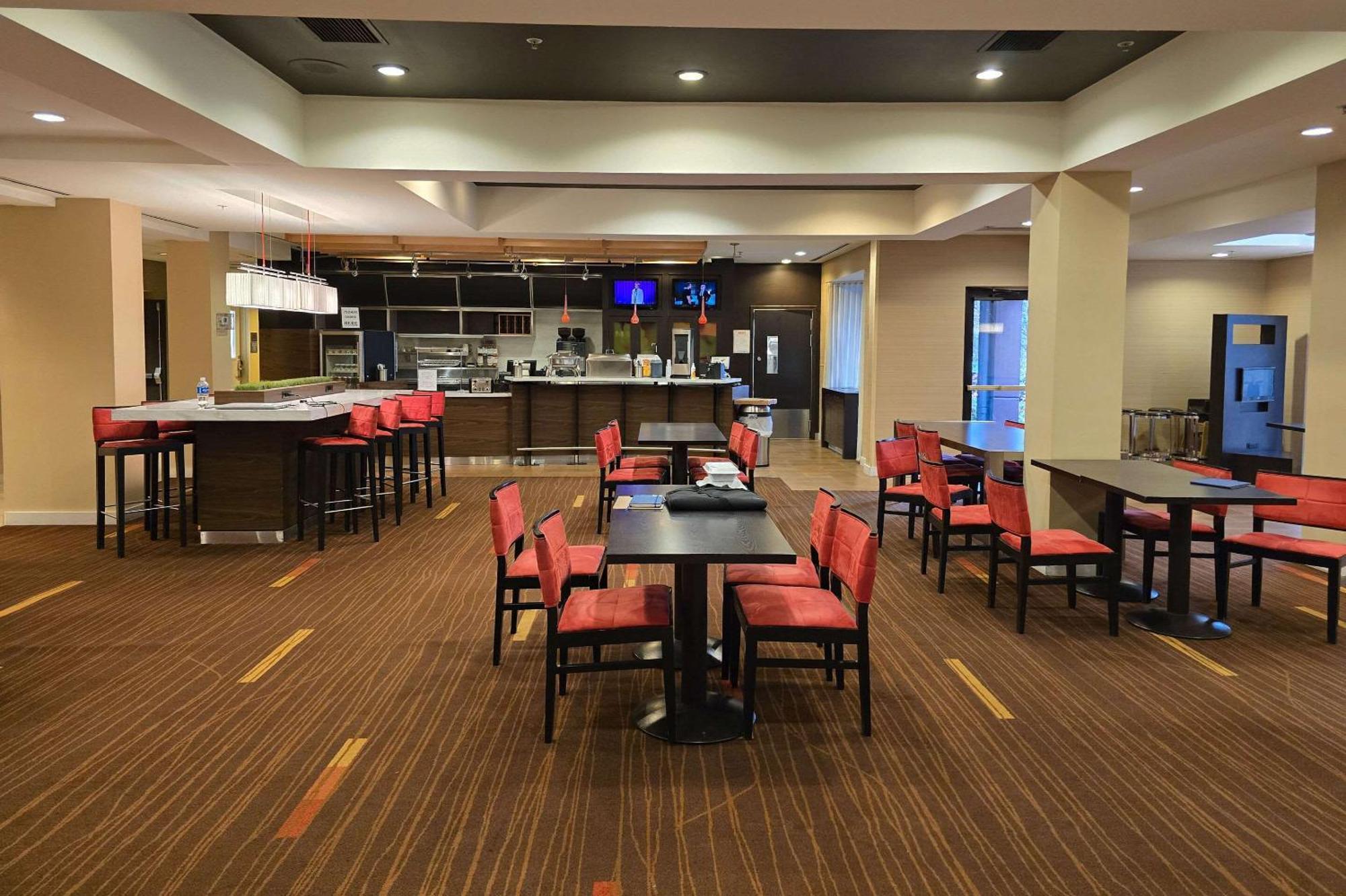 Country Inn & Suites By Radisson, Convention Center Altoona Exterior foto
